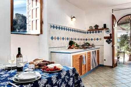 La Cabane Bleau The Perfect Beachfront Apartment Marina del Cantone 외부 사진